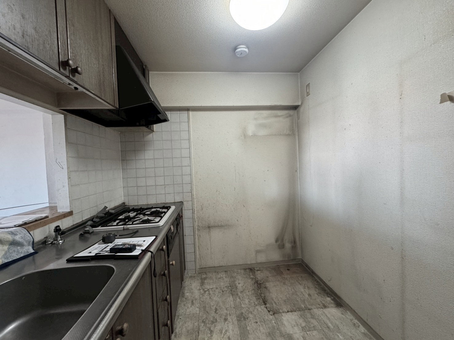 中古マンションを“心地よい質感”でまとめた住まい:尼崎市