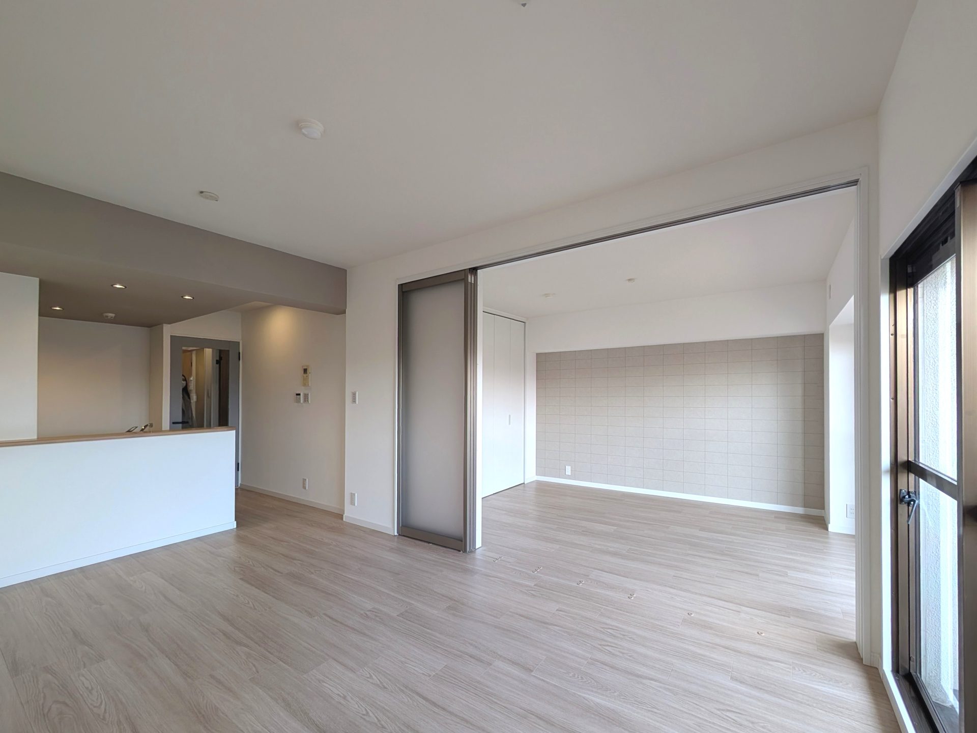 中古マンションを“心地よい質感”でまとめた住まい:尼崎市