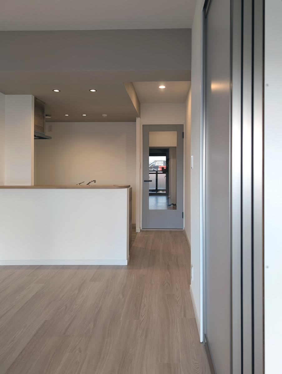 中古マンションを“心地よい質感”でまとめた住まい:尼崎市